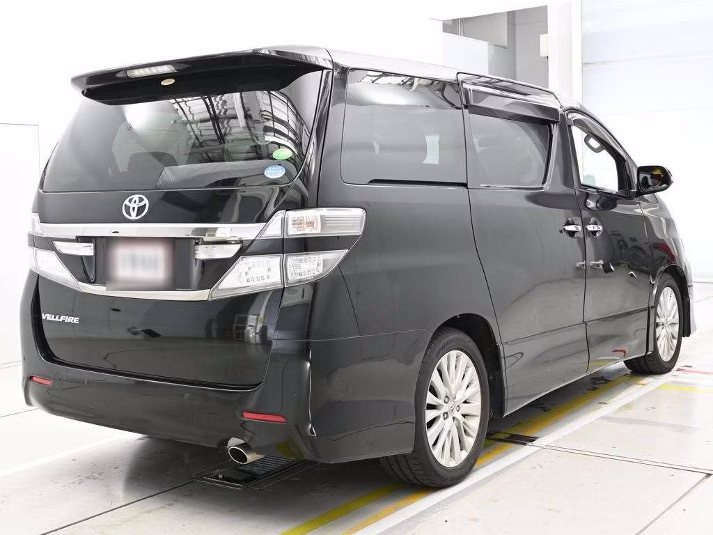 TOYOTA VELLFIRE