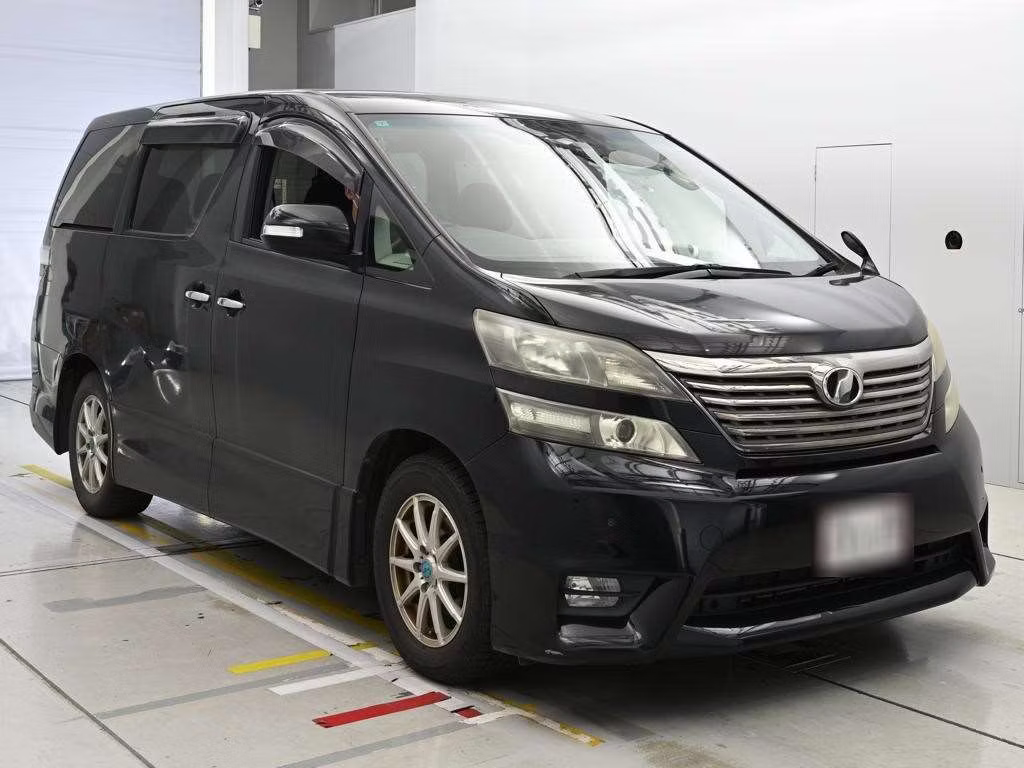 TOYOTA VELLFIRE