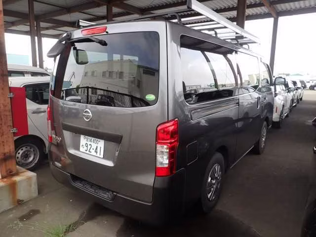 NISSAN NV350 CARAVAN