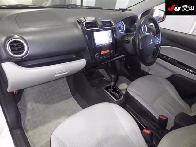 MITSUBISHI MIRAGE