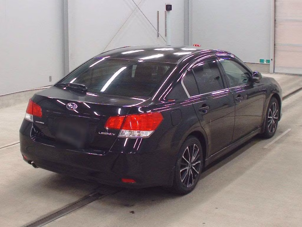 SUBARU LEGACY B4