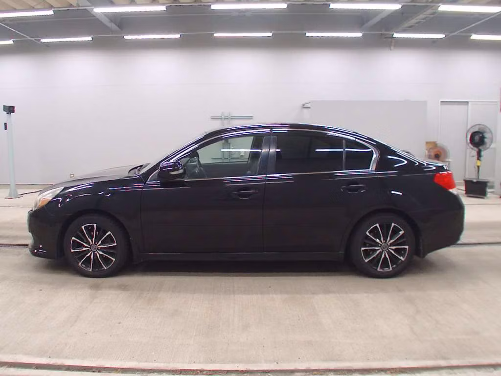 SUBARU LEGACY B4