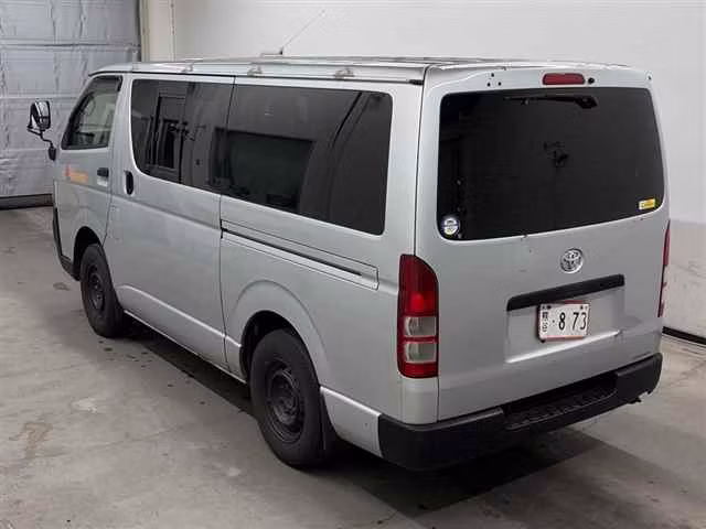 TOYOTA REGIUS ACE
