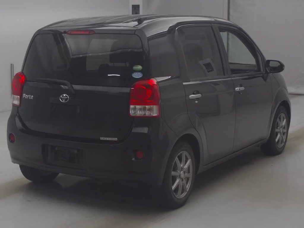 TOYOTA PORTE