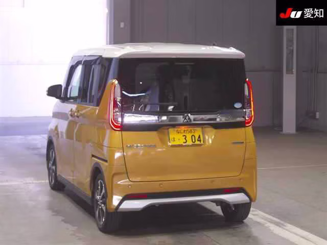 MITSUBISHI EK SPACE