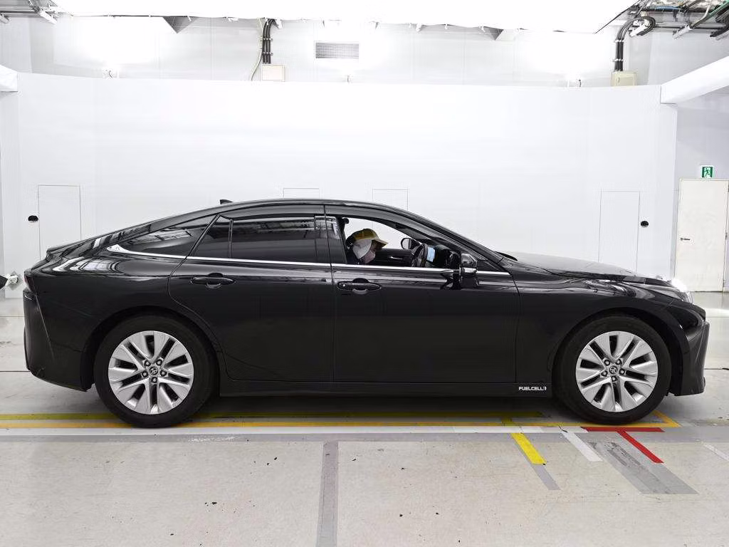 TOYOTA MIRAI