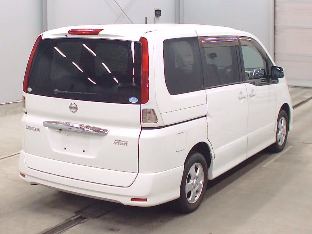 NISSAN SERENA