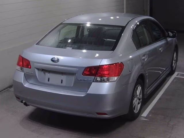 SUBARU LEGACY B4