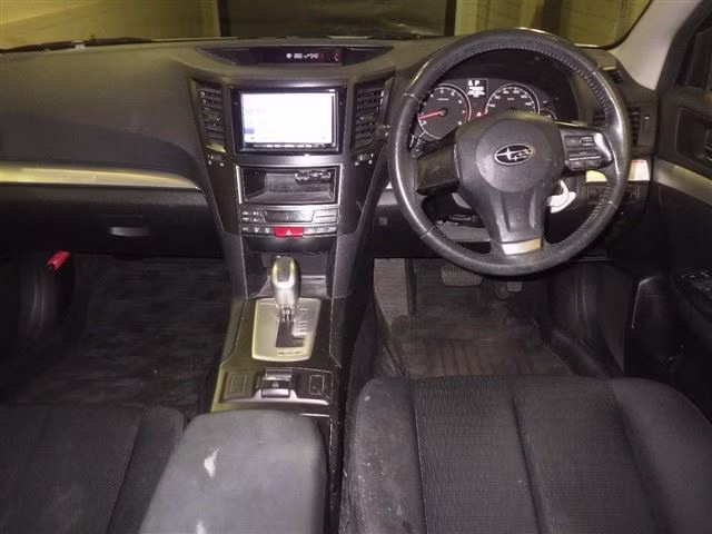 SUBARU LEGACY B4