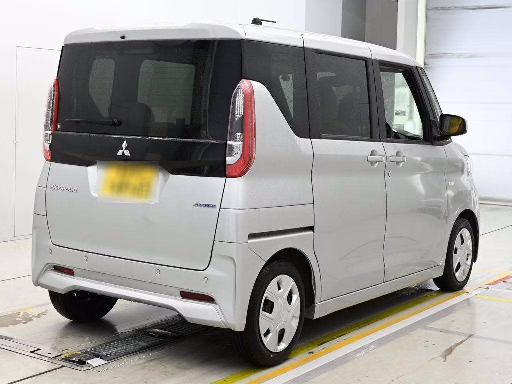 MITSUBISHI EK SPACE