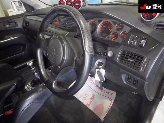 MITSUBISHI LANCER EVOLUTION