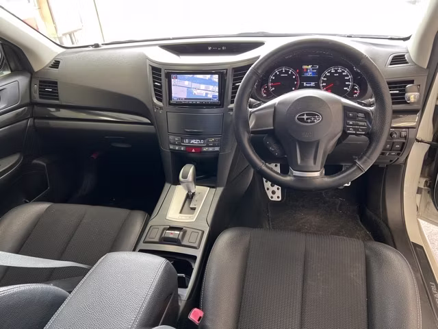 SUBARU LEGACY B4