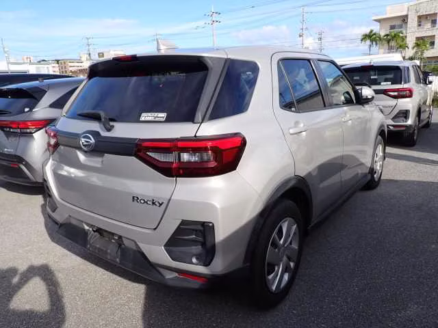 DAIHATSU ROCKY