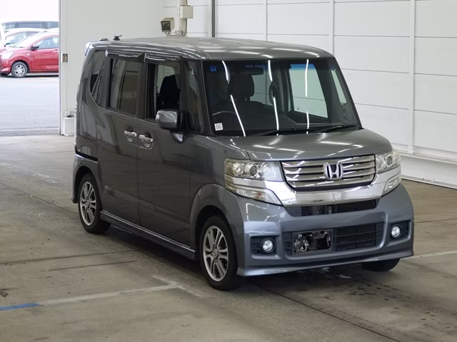 HONDA N-BOX