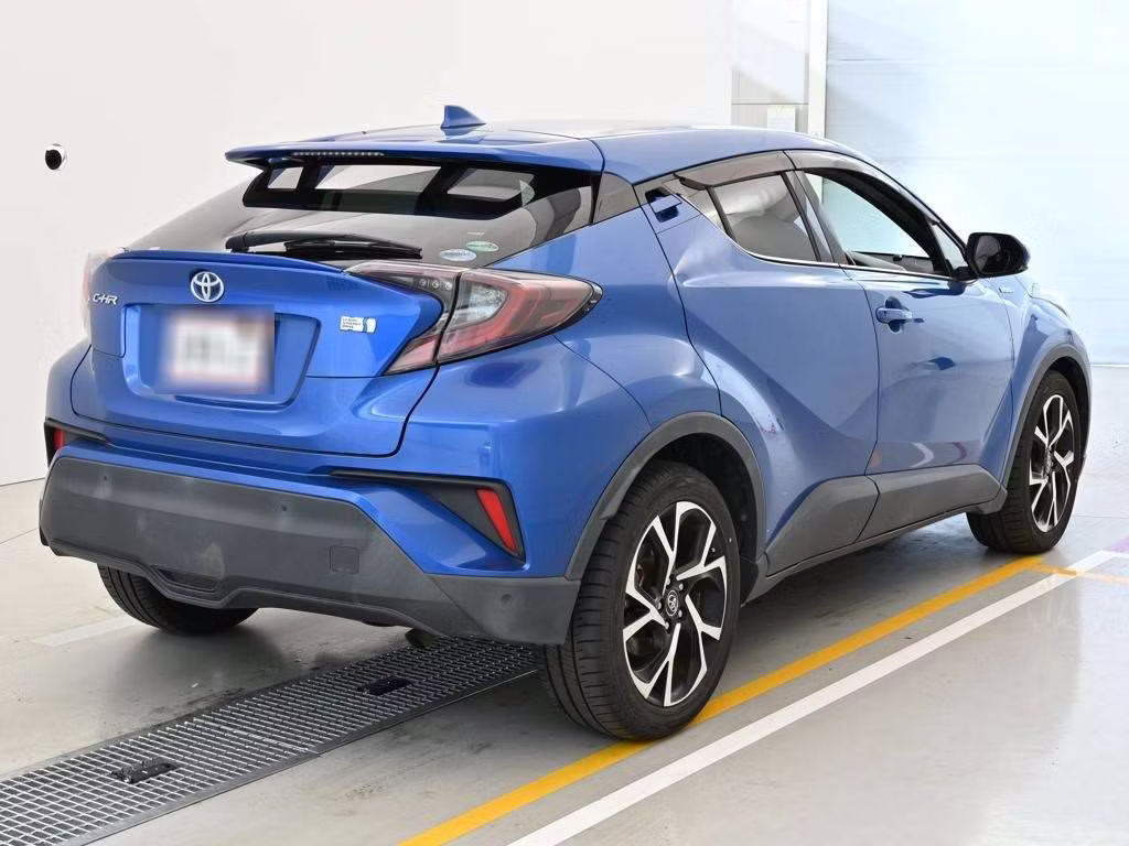 TOYOTA C-HR