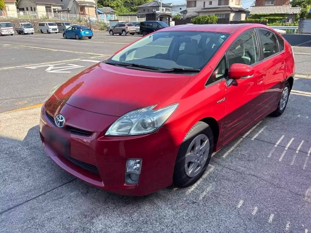 TOYOTA PRIUS
