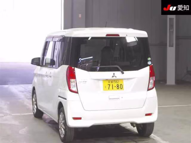 MITSUBISHI EK SPACE
