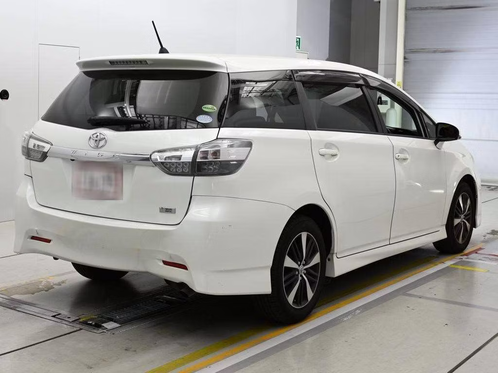 TOYOTA WISH