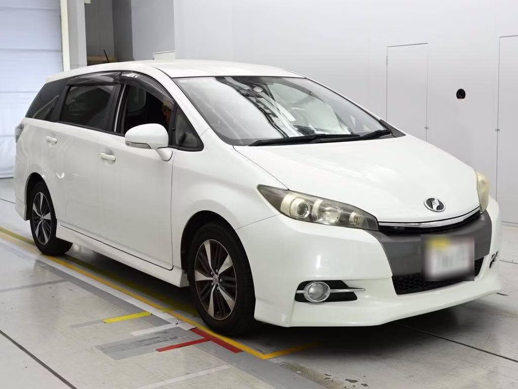 TOYOTA WISH