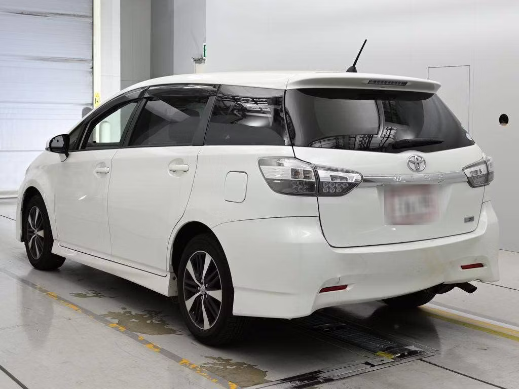 TOYOTA WISH