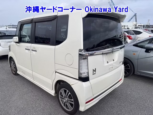 HONDA N-BOX