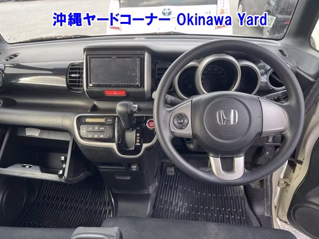 HONDA N-BOX