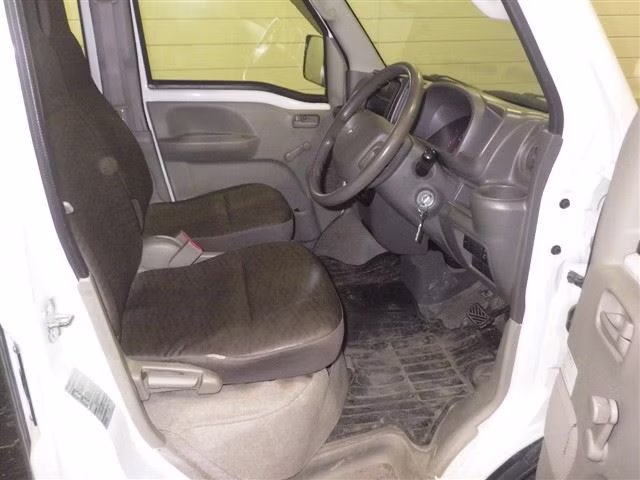 MITSUBISHI MINICAB