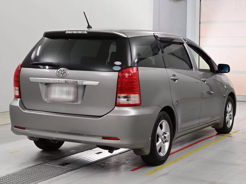 TOYOTA WISH