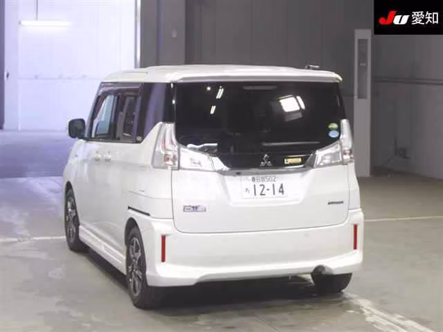 MITSUBISHI DELICA D:2