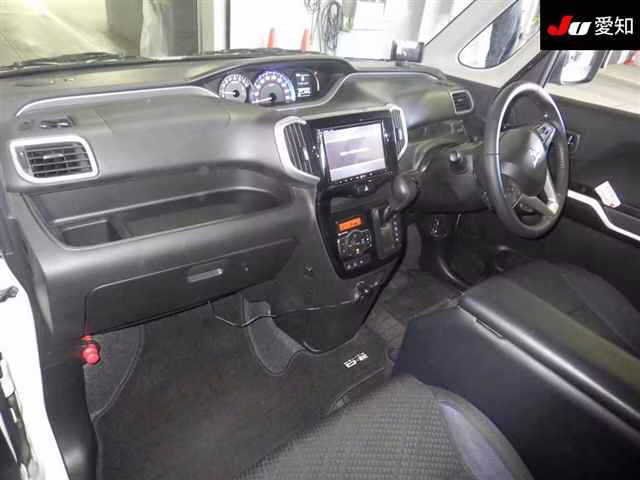 MITSUBISHI DELICA D:2