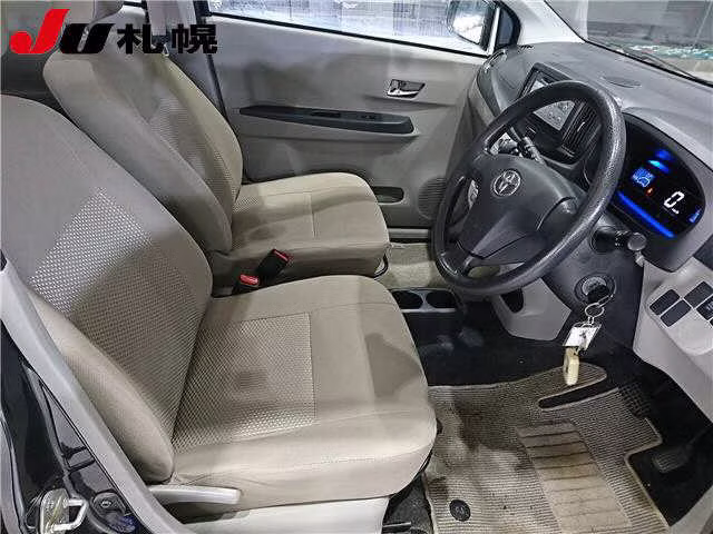 TOYOTA PIXIS EPOCH