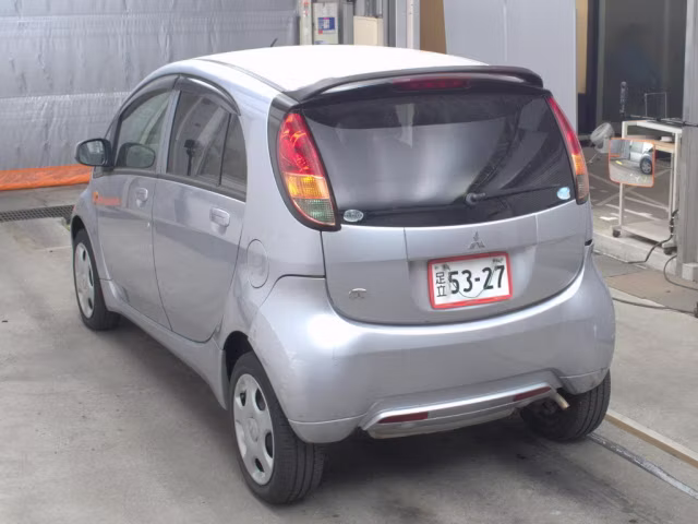 MITSUBISHI I