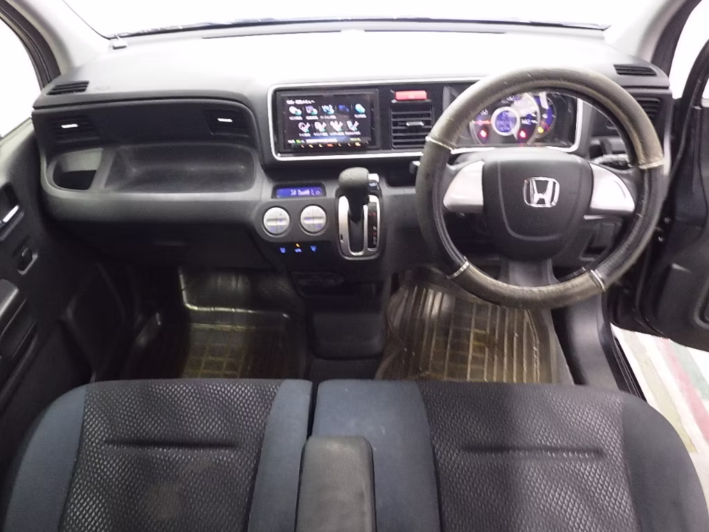 HONDA LIFE