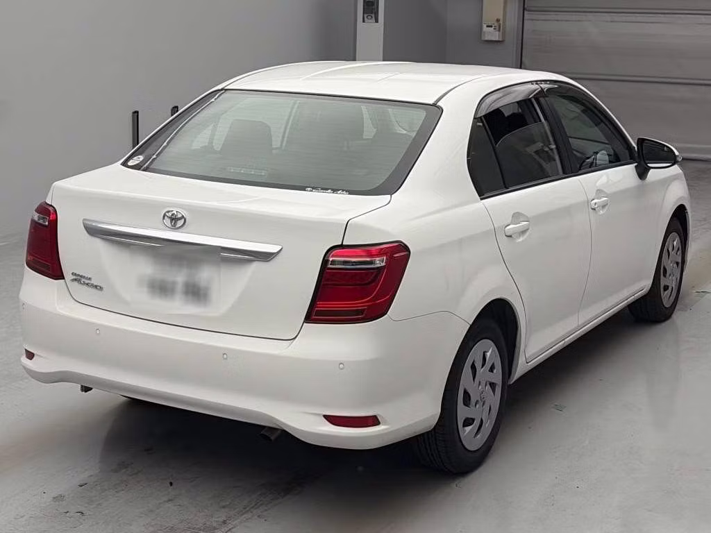 TOYOTA COROLLA AXIO