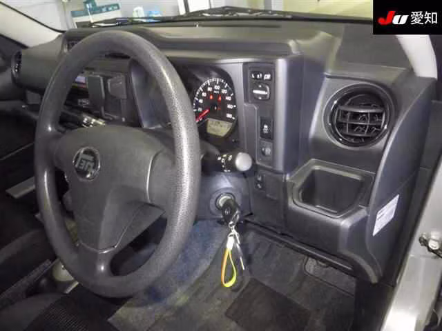 MAZDA FAMILIA