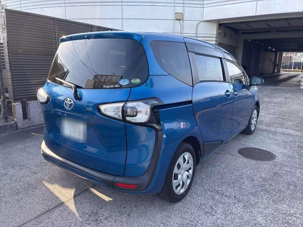 TOYOTA SIENTA