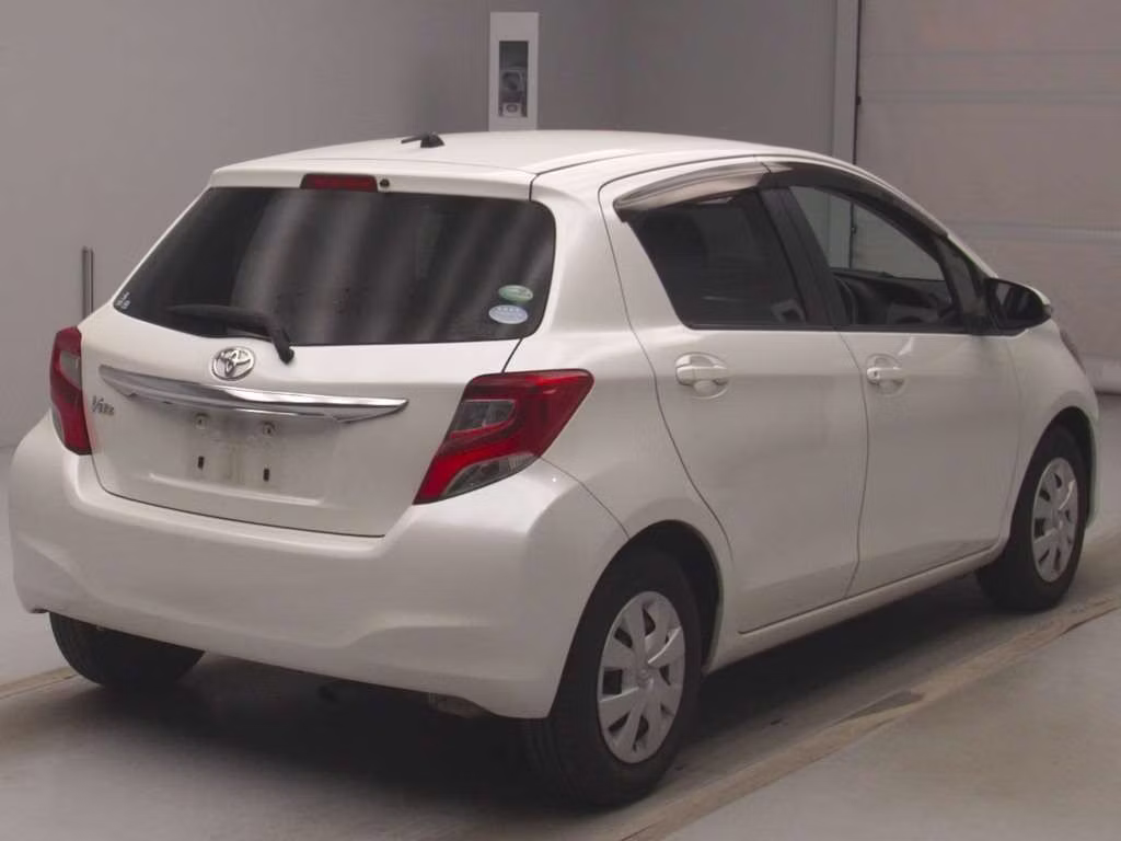 TOYOTA VITZ
