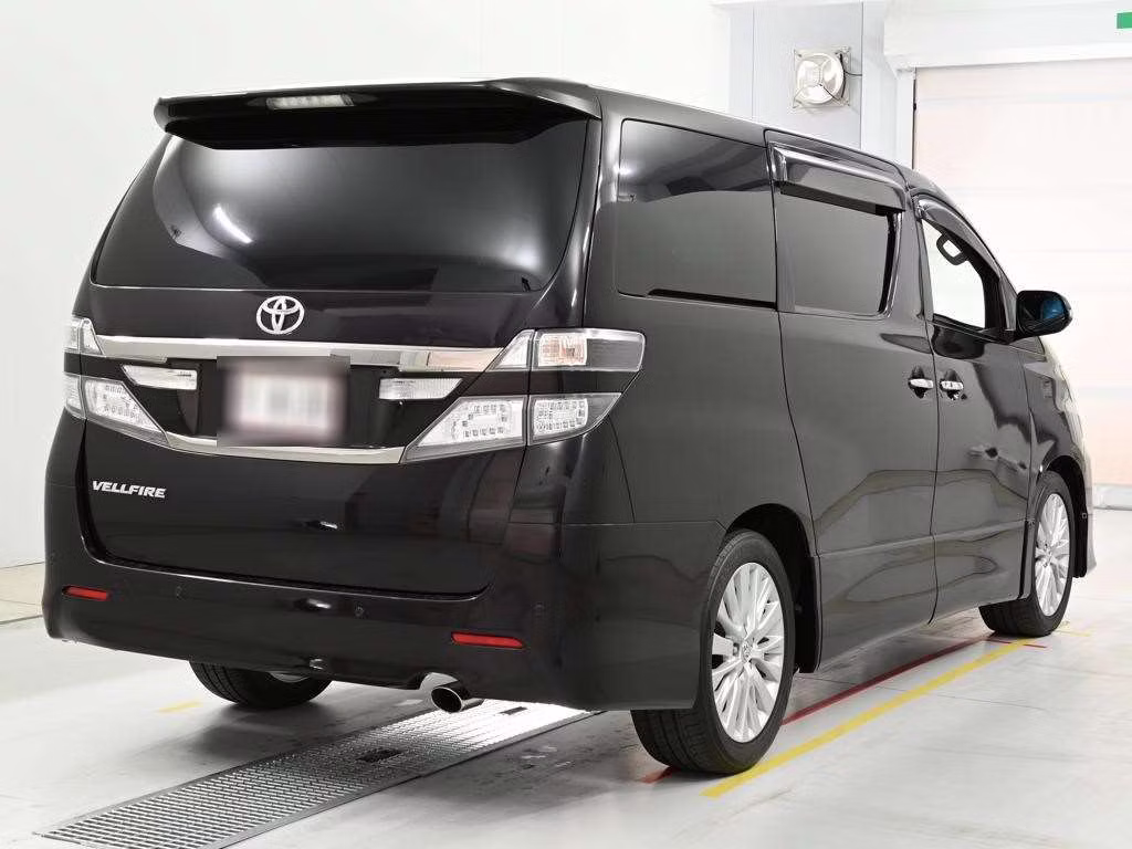 TOYOTA VELLFIRE