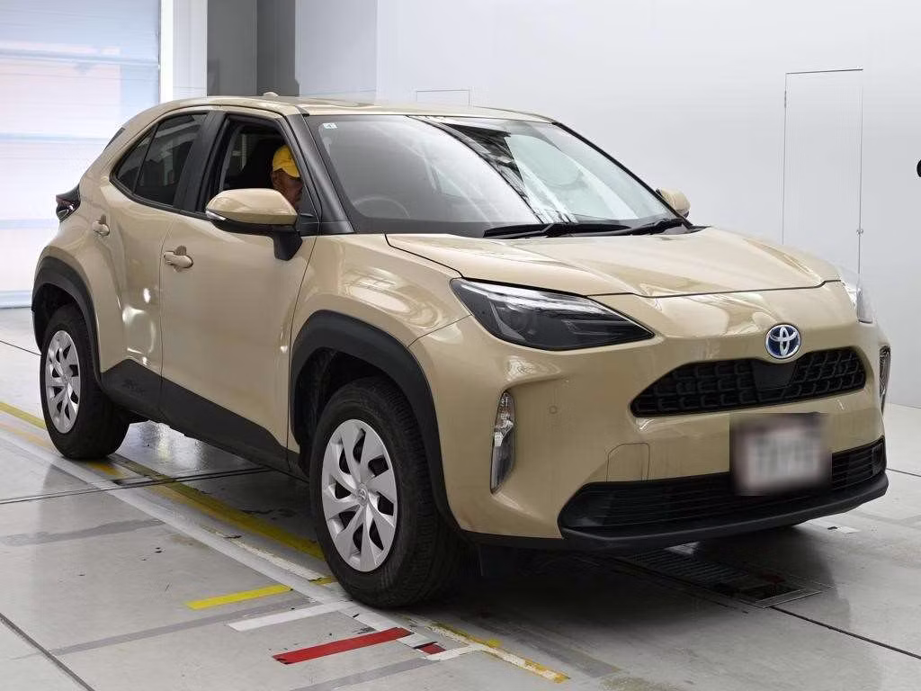 TOYOTA YARIS CROSS