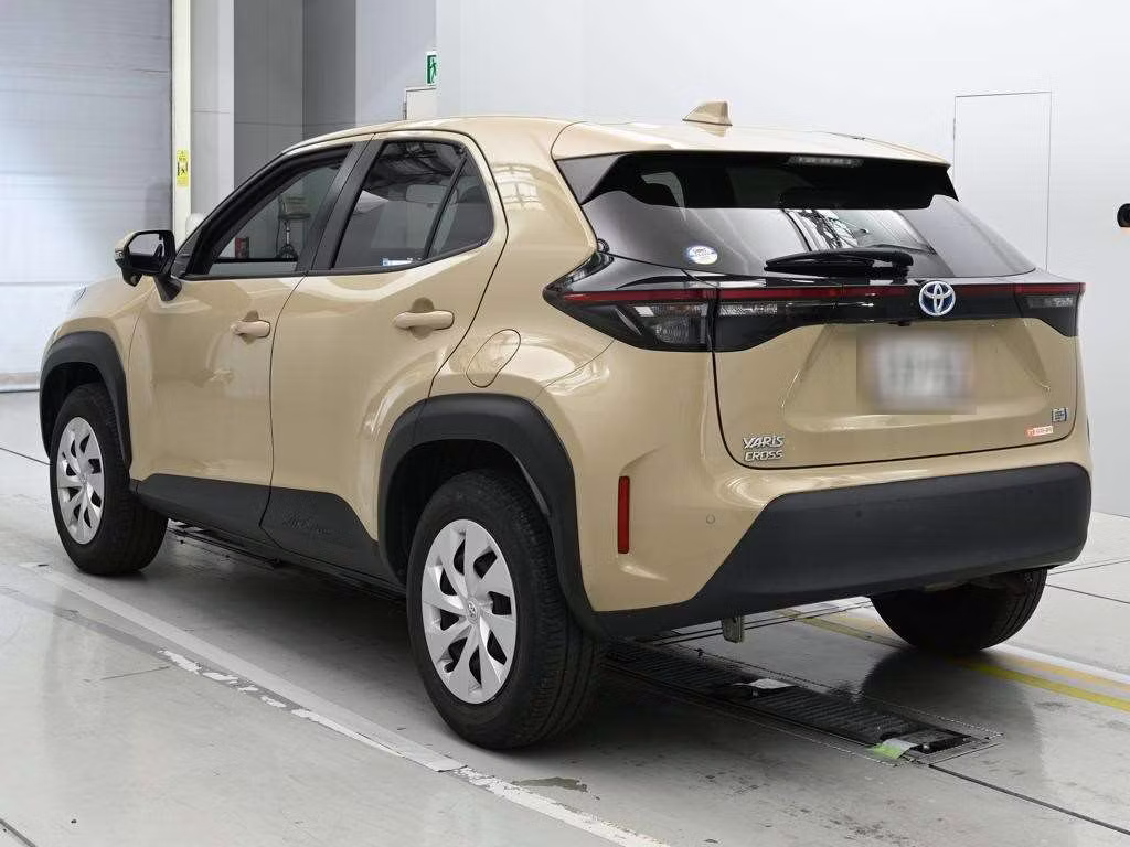 TOYOTA YARIS CROSS