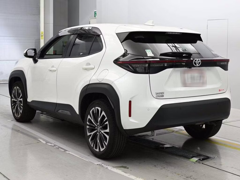 TOYOTA YARIS CROSS