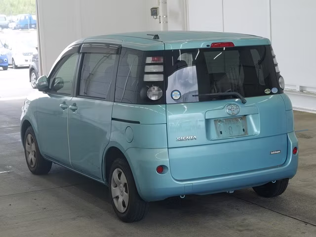 TOYOTA SIENTA