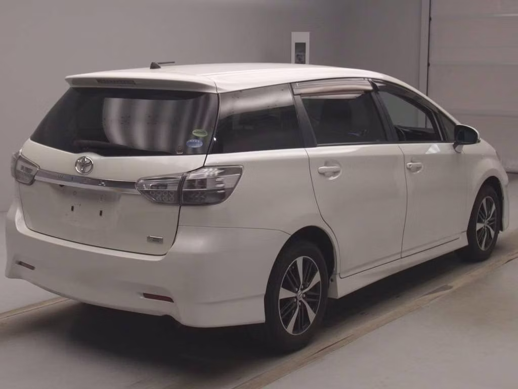 TOYOTA WISH