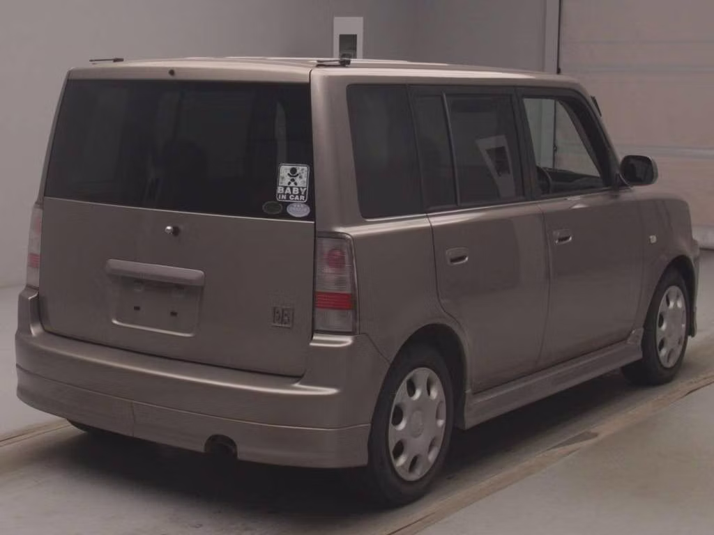TOYOTA BB