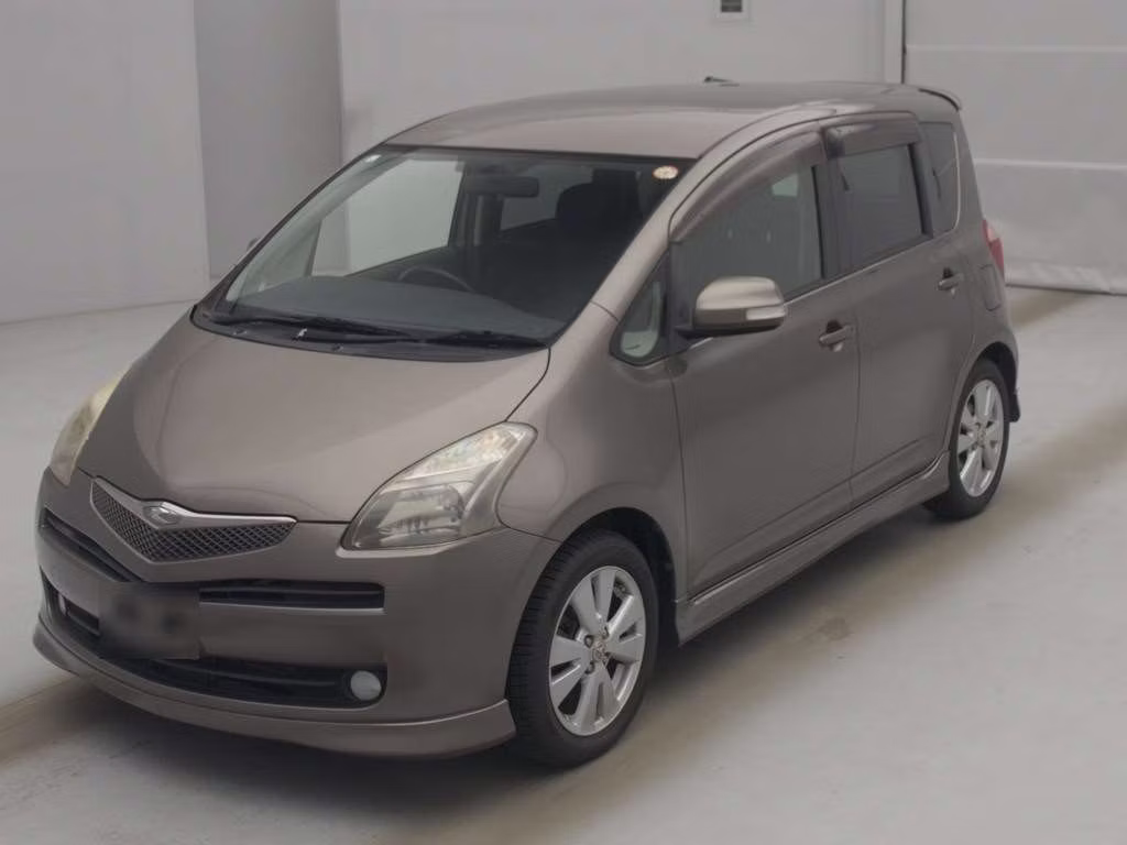 TOYOTA RACTIS