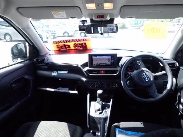 DAIHATSU ROCKY