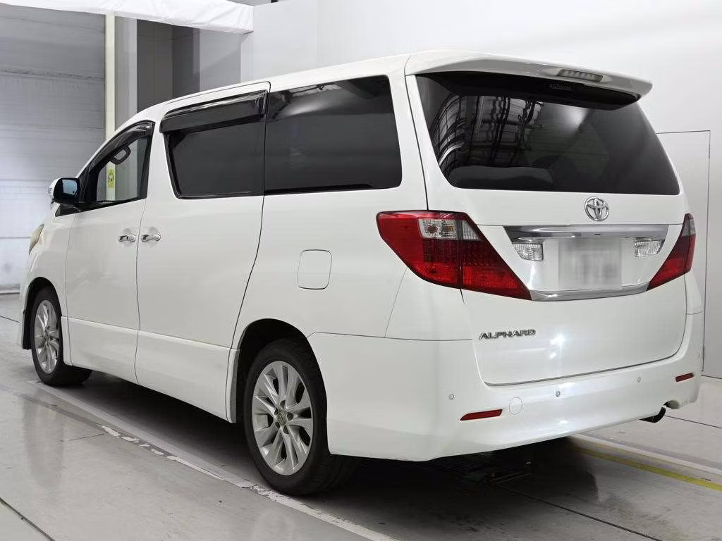TOYOTA ALPHARD