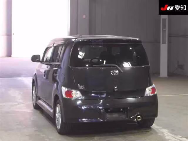 TOYOTA BB