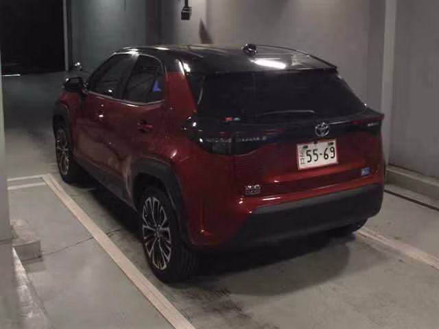 TOYOTA YARIS CROSS