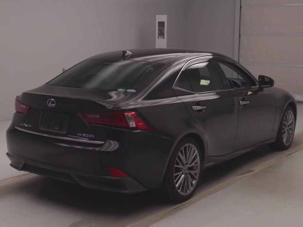 LEXUS IS300H